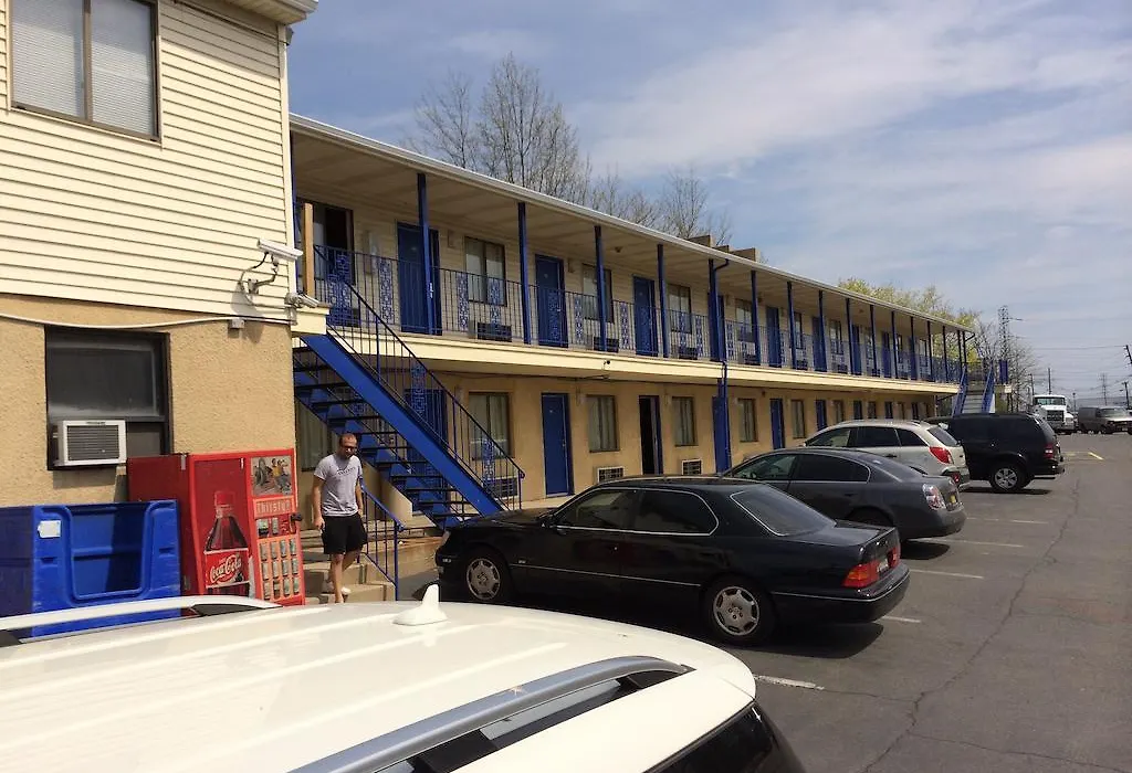Budget Inn - Elizabeth, Nj-1